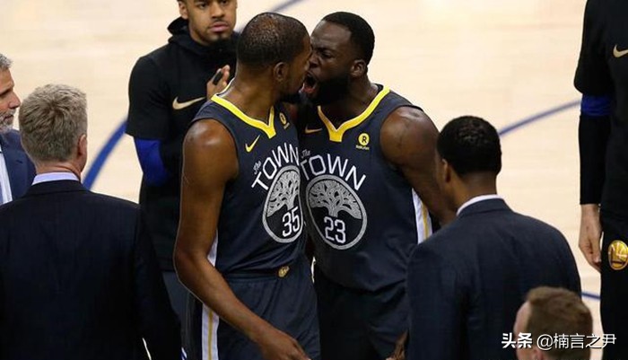 杜兰特回应穿回35号球衣,杜兰特解释改穿7号球衣