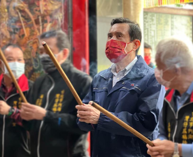 马英九祖籍湖南，自称跟毛主席是老乡：两家离得很近，大约两里路