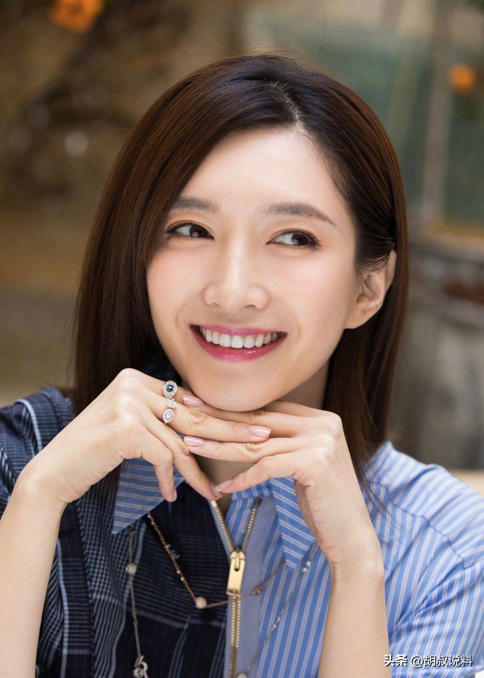 王传君说江疏影平庸解释,江疏影和王传君的关系