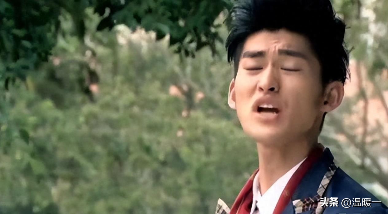 *绑捆**露大胸、台词胡来！这些“*辱侮**”观众的剧情，真把观众当呆子