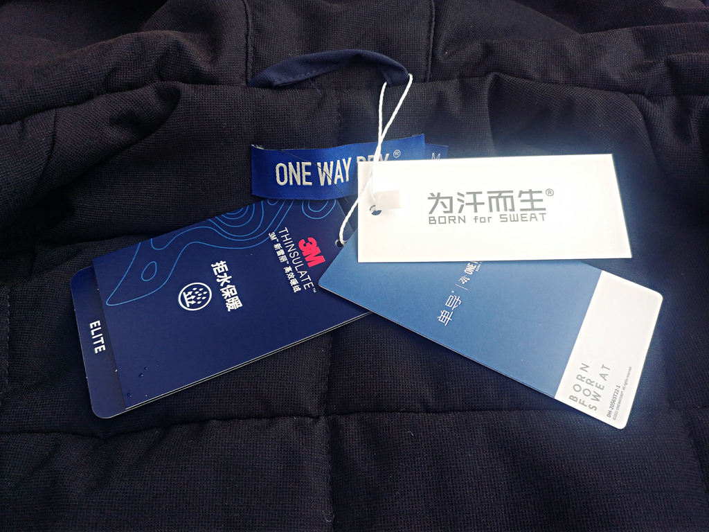 连帽棉服男女同款冬季加厚保暖款,冬季放牧穿的防寒加厚棉服