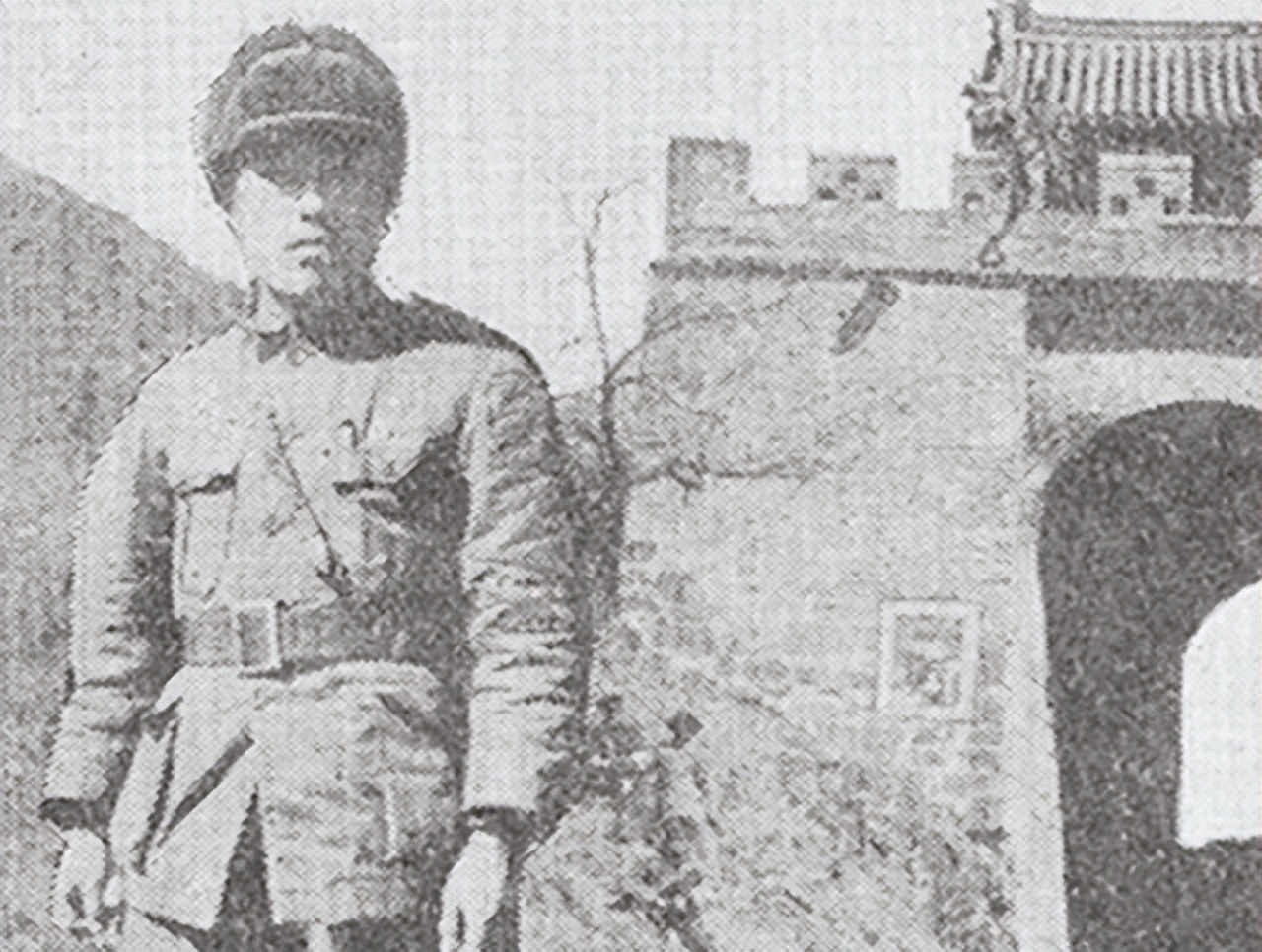 国民*党**中将郑洞国:建国后官至正部,次子在台湾失联