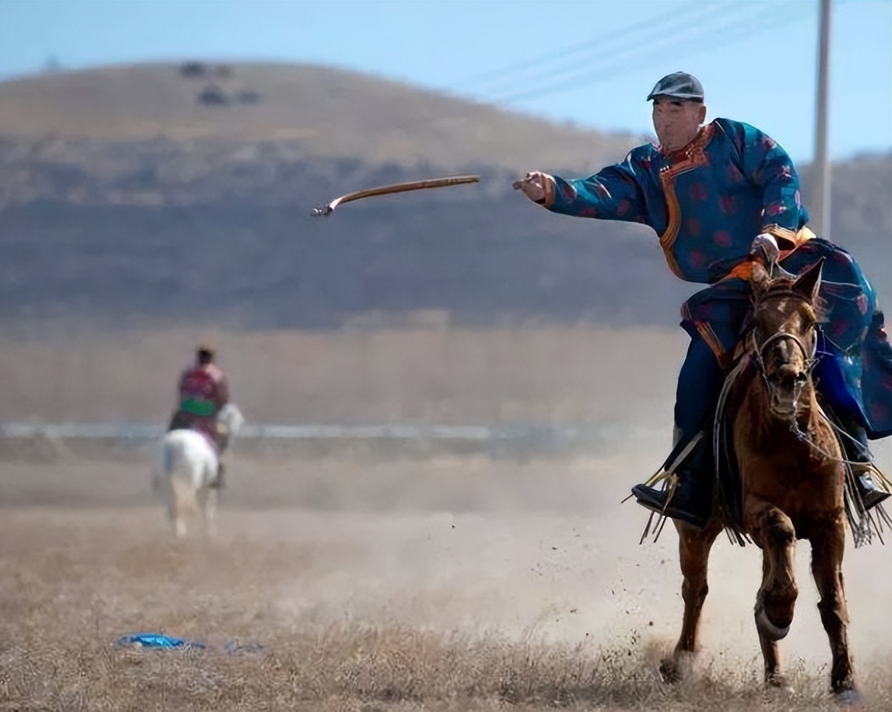 清朝留下了“神秘”铜器，专家看到后说：这东西是一件狩猎用具