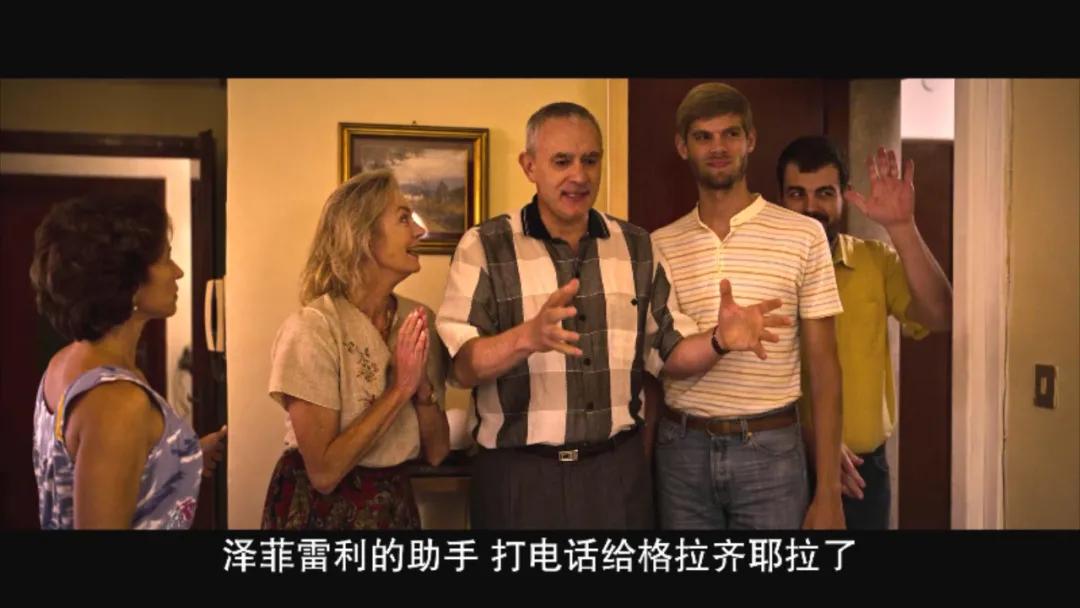 满屏美胸！三观震碎！意大利女人好敢