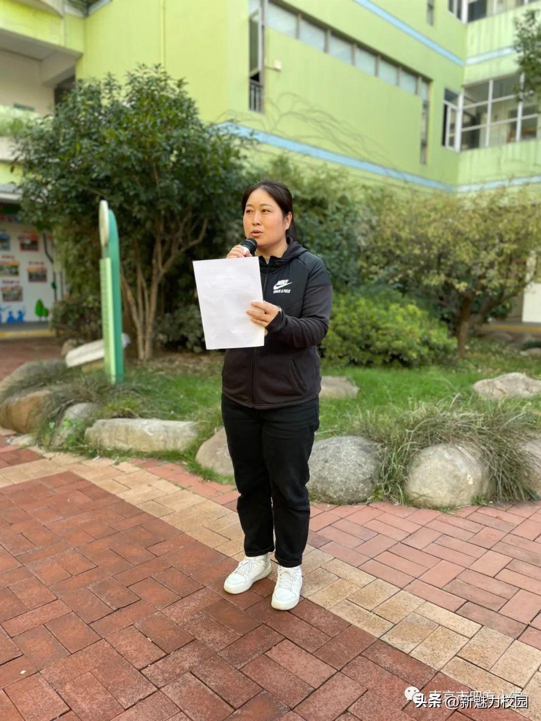 消防开展校园疏散逃生演练,小学生消防安全疏散演练活动报道