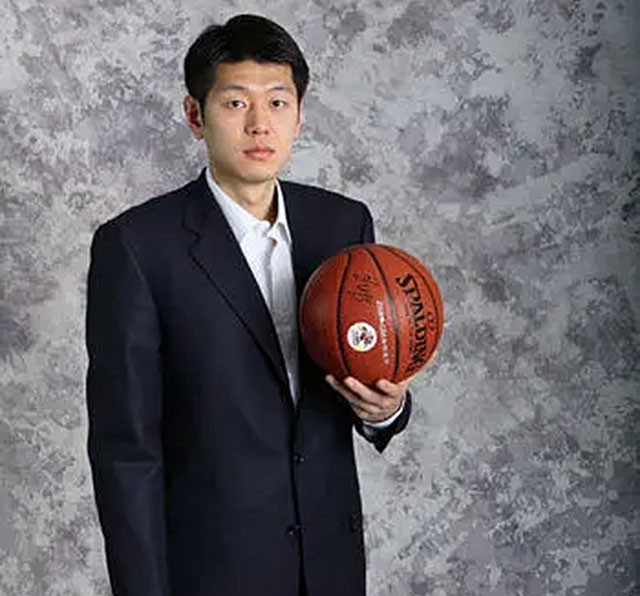 莫科周雅菲照顾王凡父母,八一女篮王凡死因详细