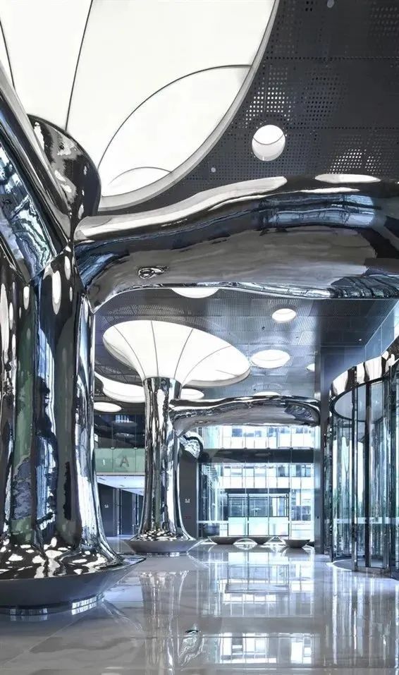 什么是镜面板呢,工地用的镜面板是哪种