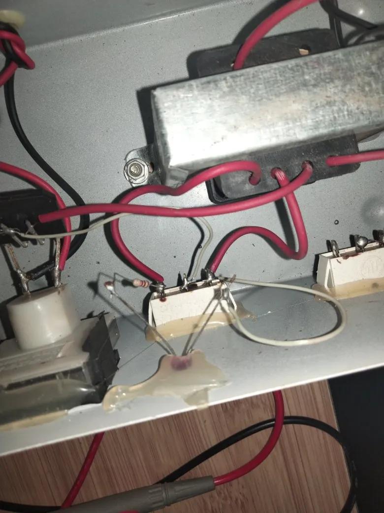 6伏12块蓄电池充电器,6-12伏锂电池充电器