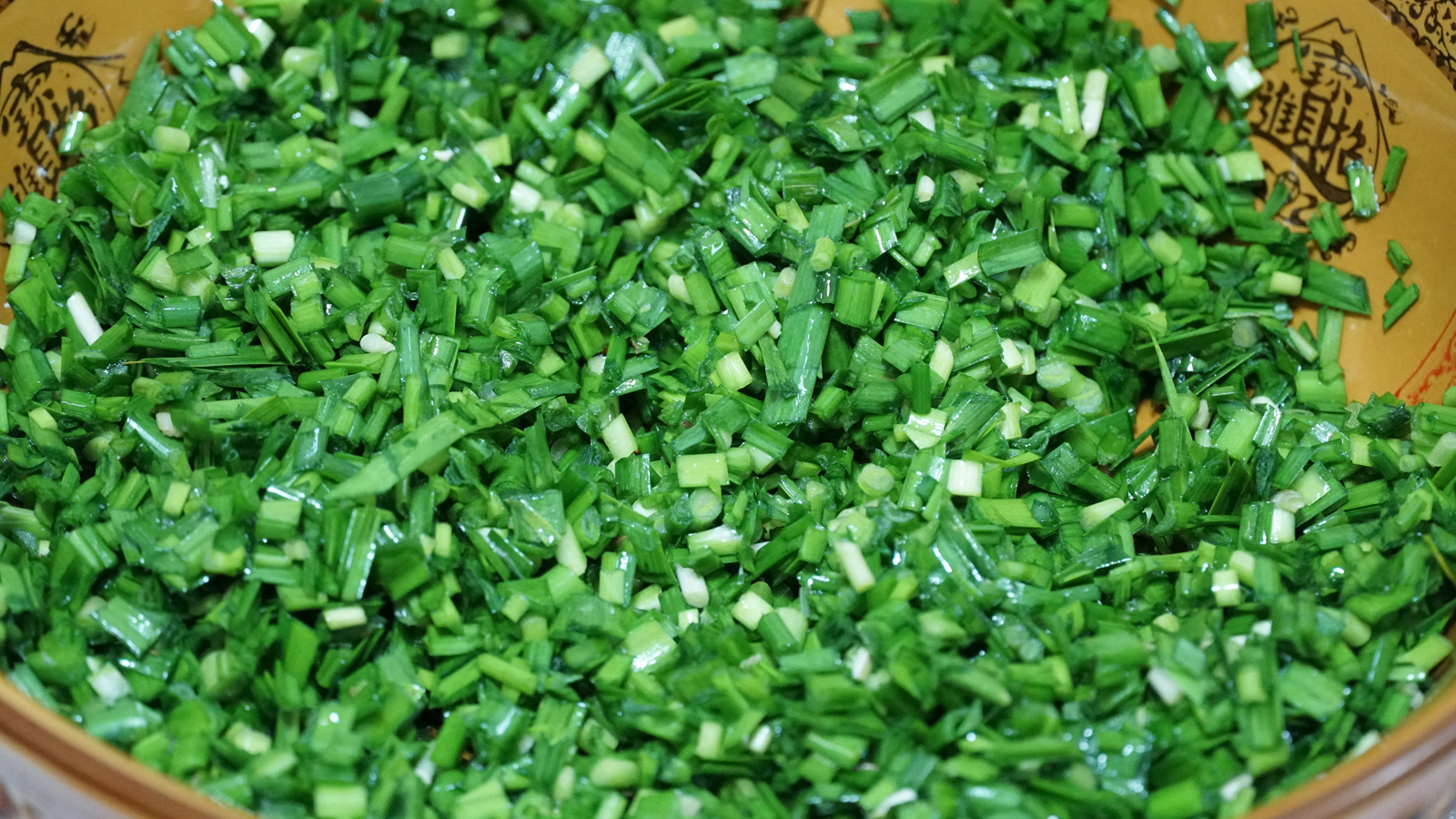 面粉这样做酸甜可口出锅瞬间抢光,面粉的独特做法每一口都酥掉渣