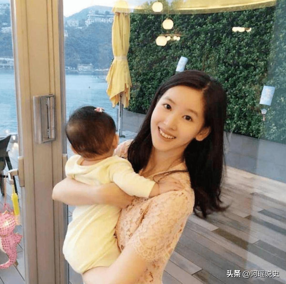 刘强东章泽天瑞士打货论坛,章泽天和刘强东首次同框