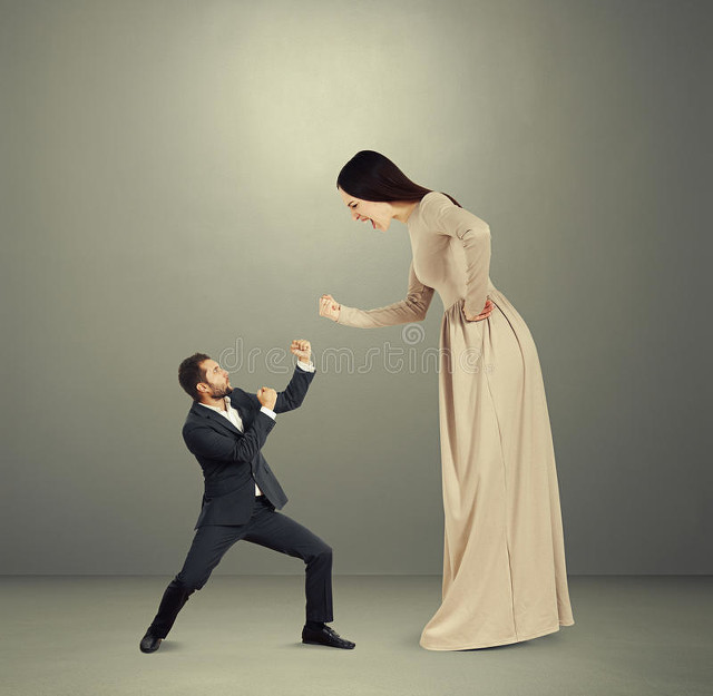 电商与实体之争视频,电商和实体最大的区别在哪里