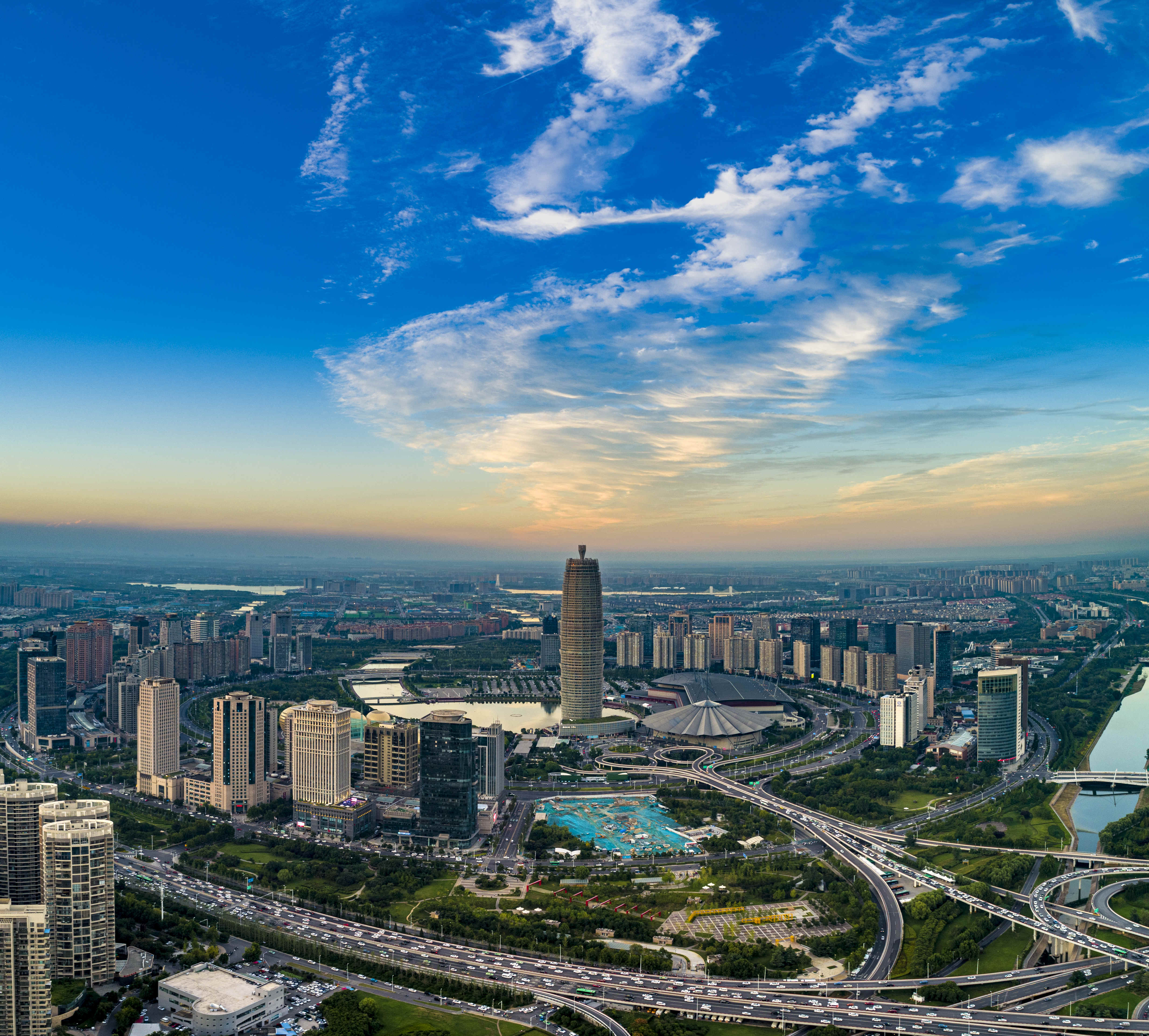 万亿规模增速,万亿城市2022年常住人口