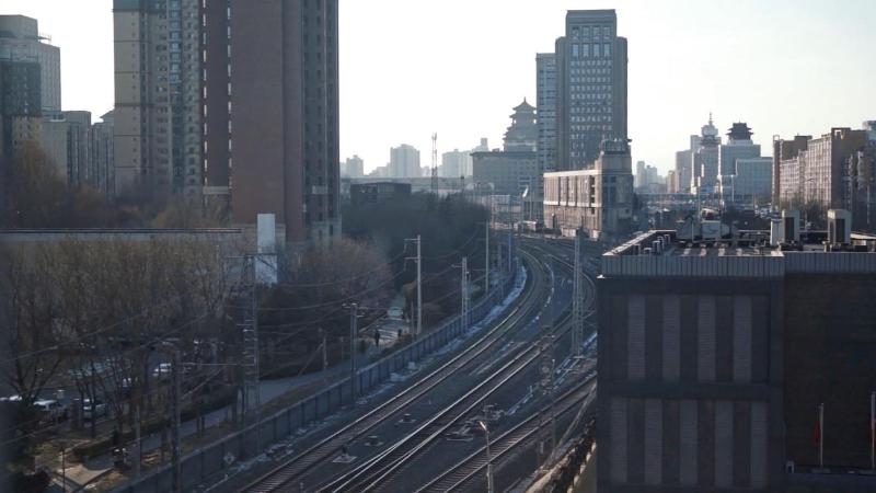 新春走基层直击一线,新春走基层春运第一天情暖回家路