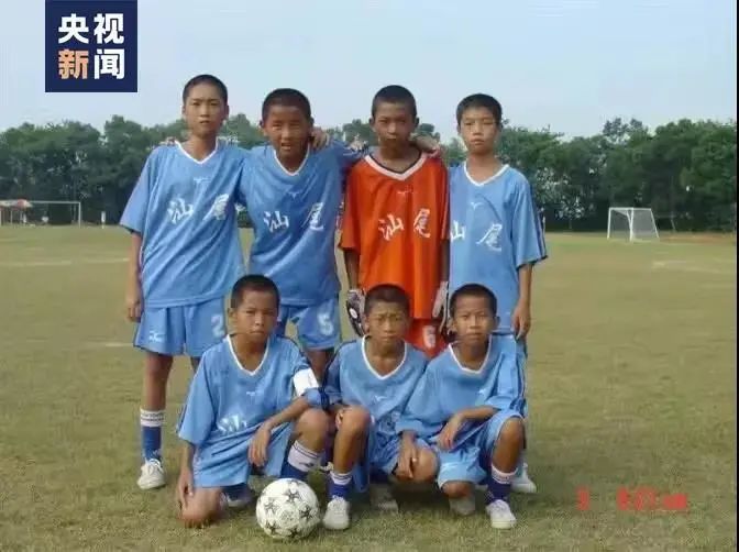 独腿小伙射门视频火了！但他的故事不止于此…