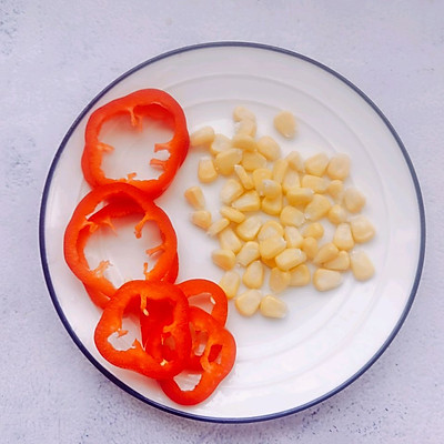 意大利萨拉米香肠手工披萨,萨拉米香肠蘑菇西红柿披萨