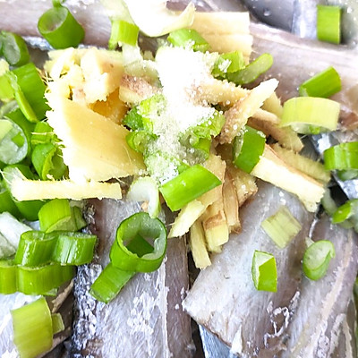 好吃的带鱼炖冻豆腐,好吃的家常带鱼菜做法