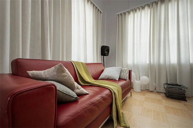 这间拥有真力TheOnes5.1环绕声系统的大客厅，你慕了吗？