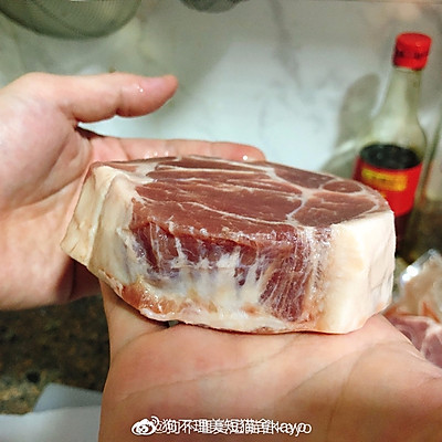 炸猪排怎么做酥脆好吃又简单,怎么炸猪排又酥又好吃