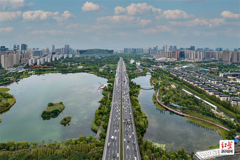 翡翠项链要多少钱一条,惊艳的翡翠项链