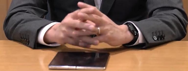 荣耀magicv折叠新款,荣耀magicv折叠屏支持无线充电吗