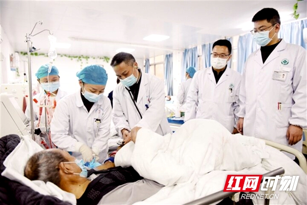 肾内科医生护肾,邵阳学院附属第二医院肾内科