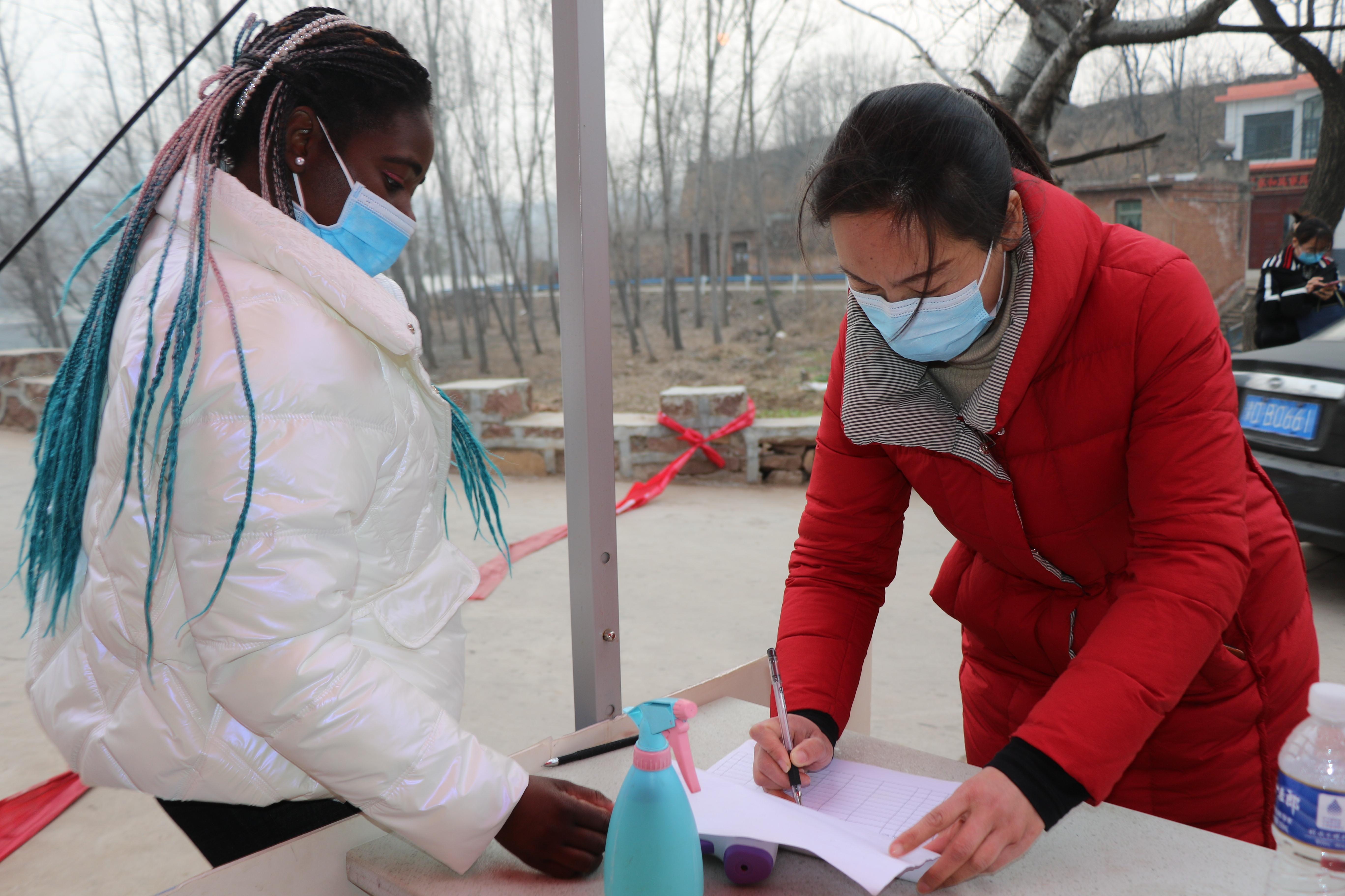 津巴布韦籍郏县媳妇裴心:“我愿意做中国防疫志愿者”