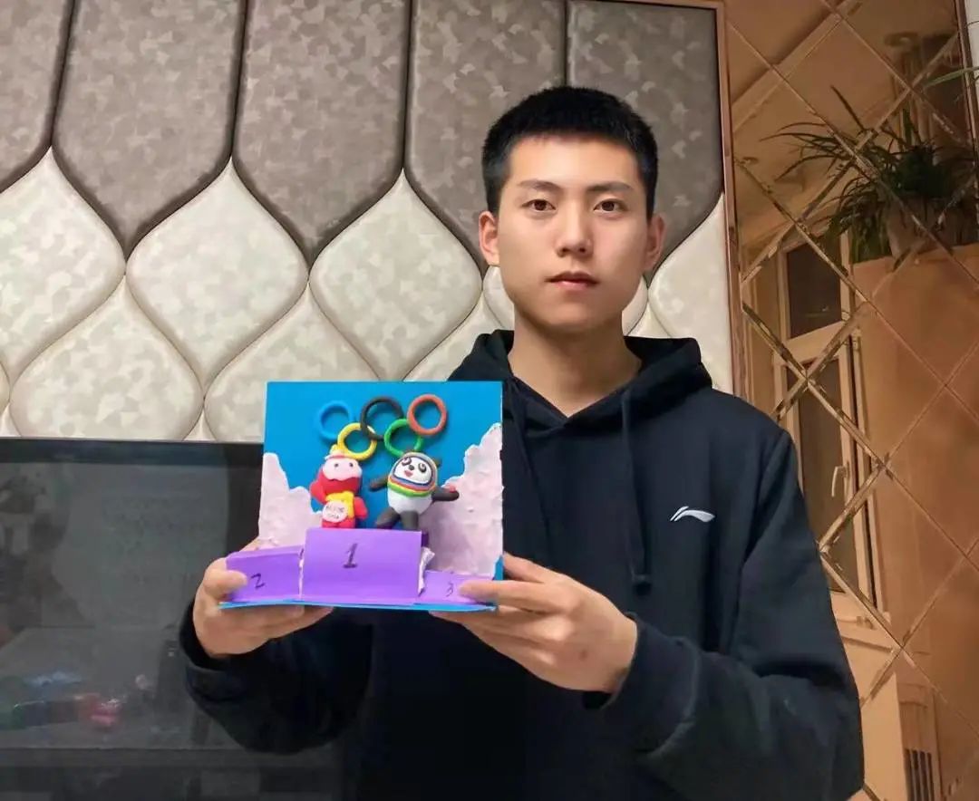 “齐心迎冬奥，运动促成长”手工制作展示