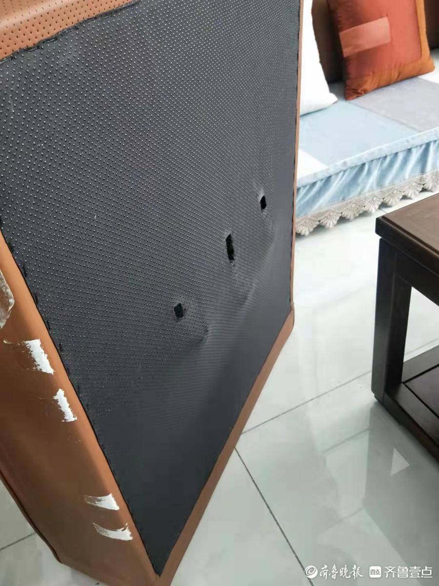 皮沙发掉了一点皮怎么修复,皮沙发破损修复师傅