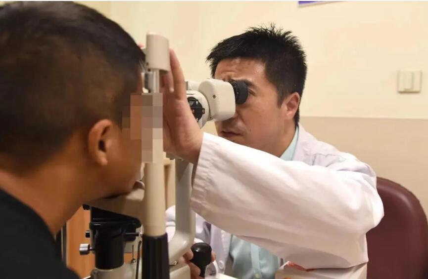 长期佩戴角膜塑形镜会使角膜变薄？专家支招视力保护“避坑”指南