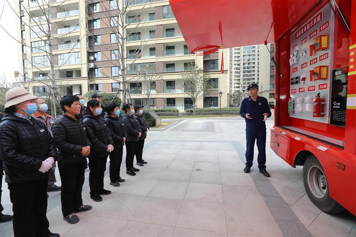 疏散逃生绳结打法,逃生绳结扣怎么打