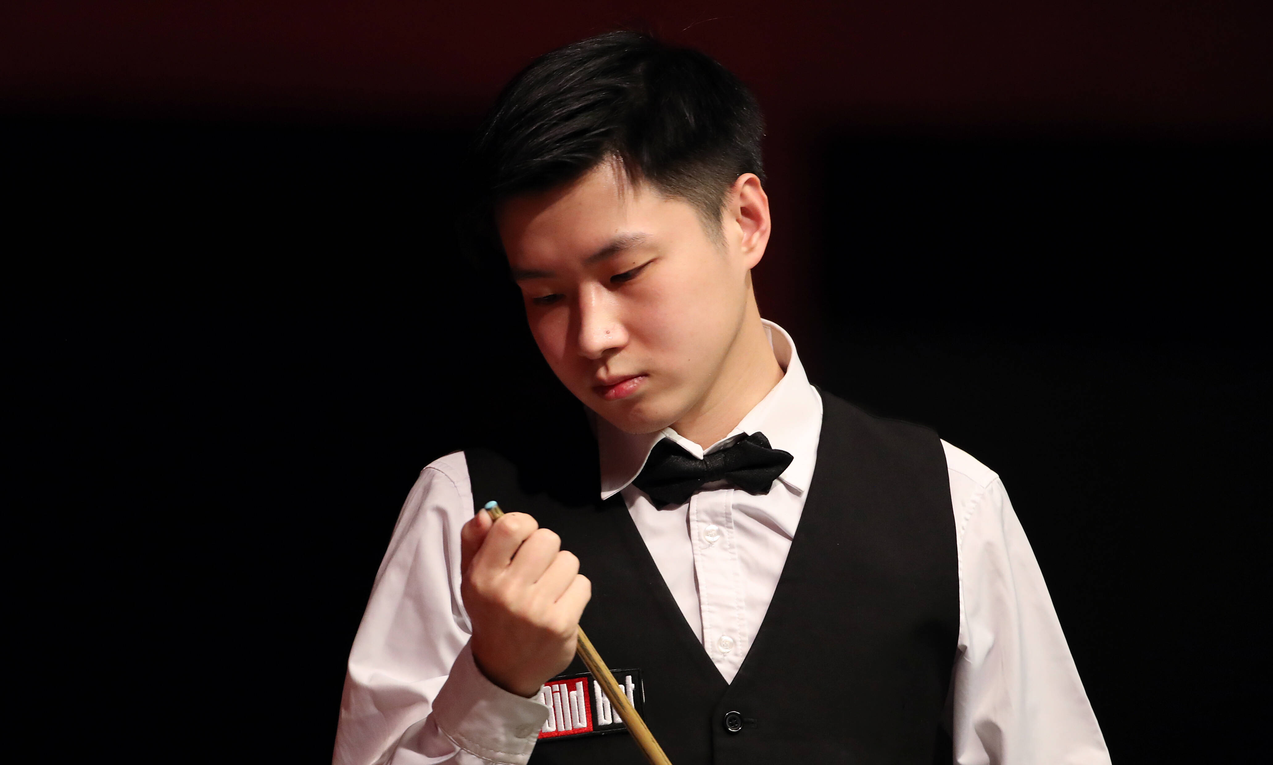 赵心童逆转胜希金斯,体坛体能测试