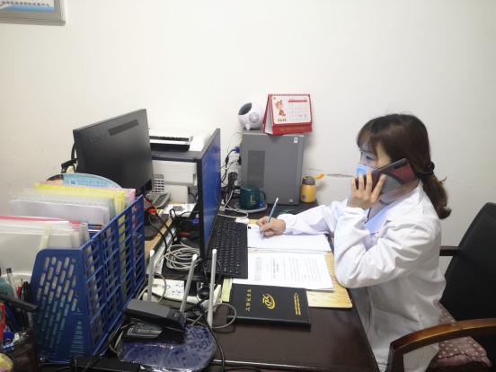 战疫她力量海报图片,战疫巾帼绽放她力量