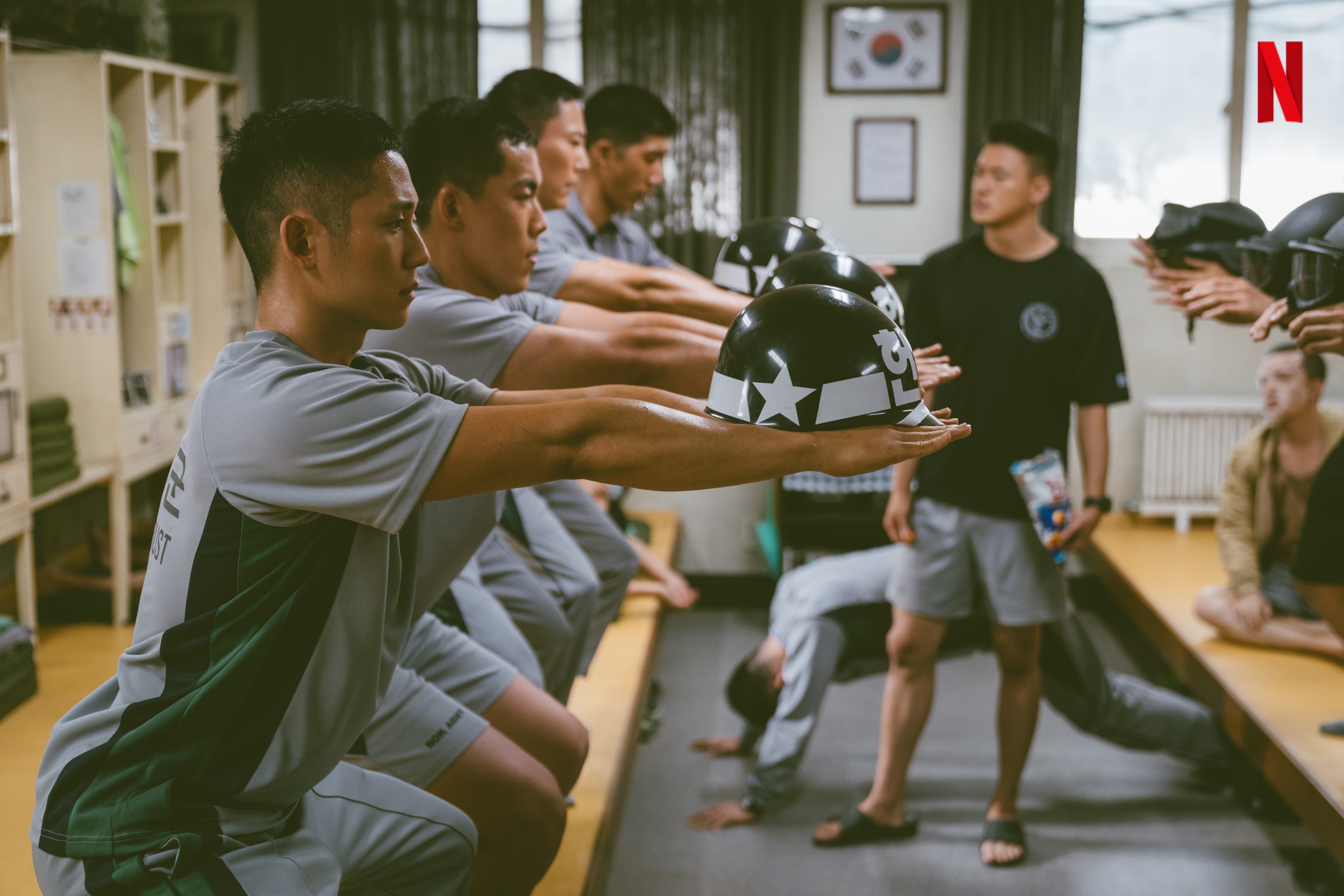 五一档8部新片强势来袭,五一剧荒电影推荐