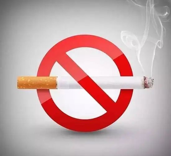 “戒烟才可入职”，网友吵翻天/最贵的球衣，属于马拉多纳