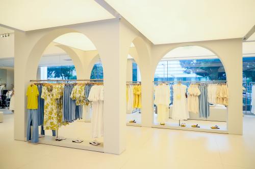 ur品牌款式分析,本土快时尚品牌ur