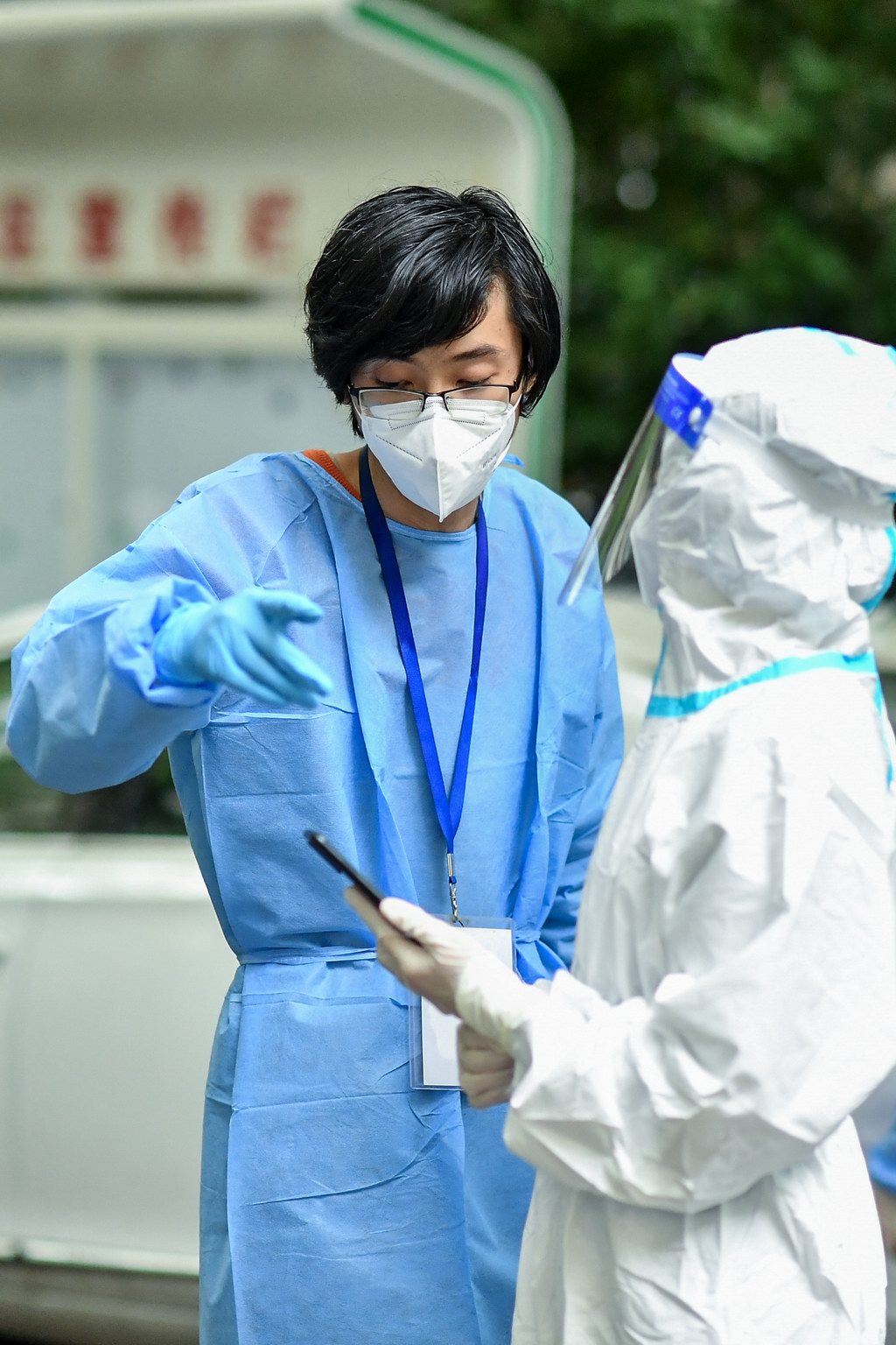 疫情期间上海“非主流”团购发起人：一包盐也尽力满足