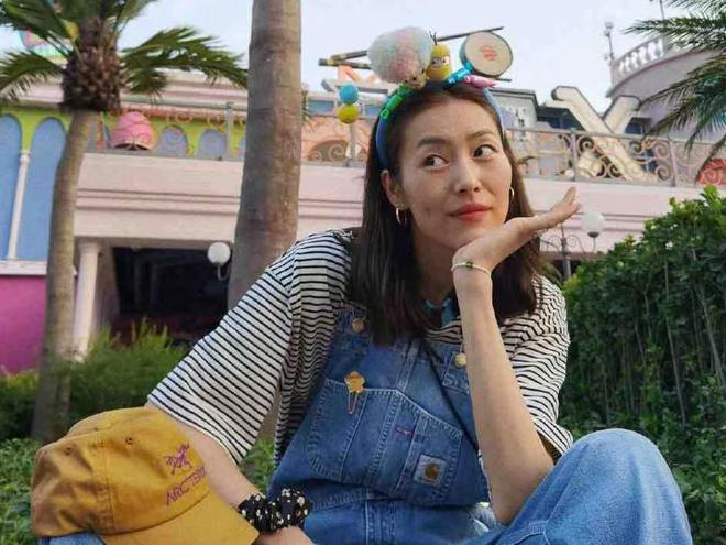 刘雯被拍到现身井柏然酒店俩人曾疑似被网友偶遇