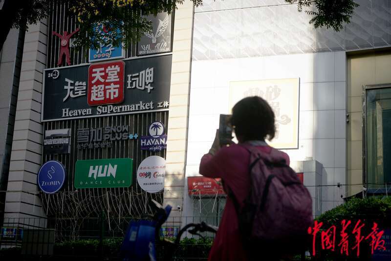 直击疫情后的北京三里屯,实拍疫情下的北京三里屯街上