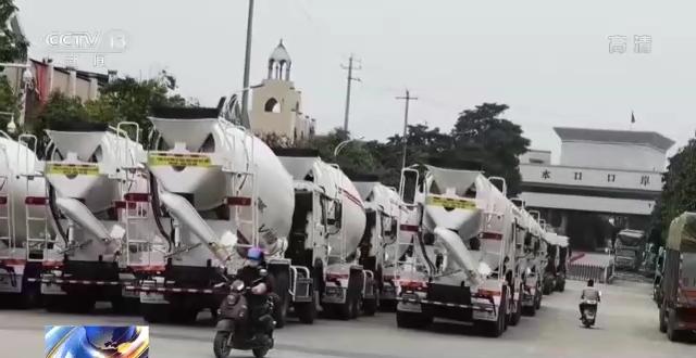 一线调研丨“一分钟一辆车”！这个口岸如何实现重卡汽车高效出关？