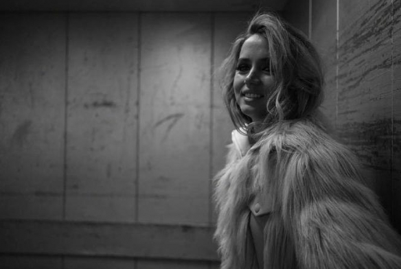 新任邦女郎安娜德阿玛斯,007邦女郎安娜德阿玛斯