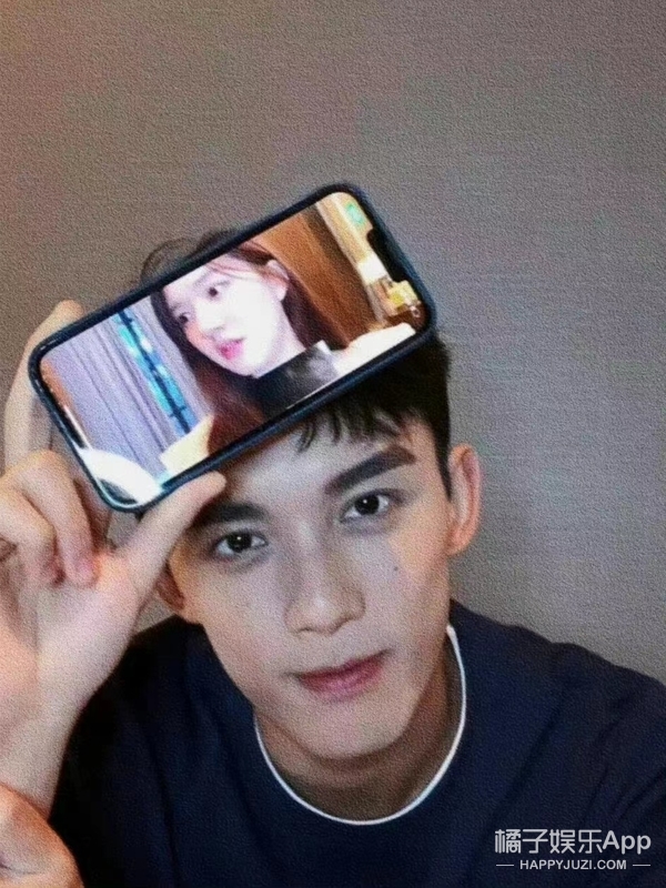 橘子晚报/偶遇朴叙俊和美女逛街；马斯克父亲与继女生二胎；