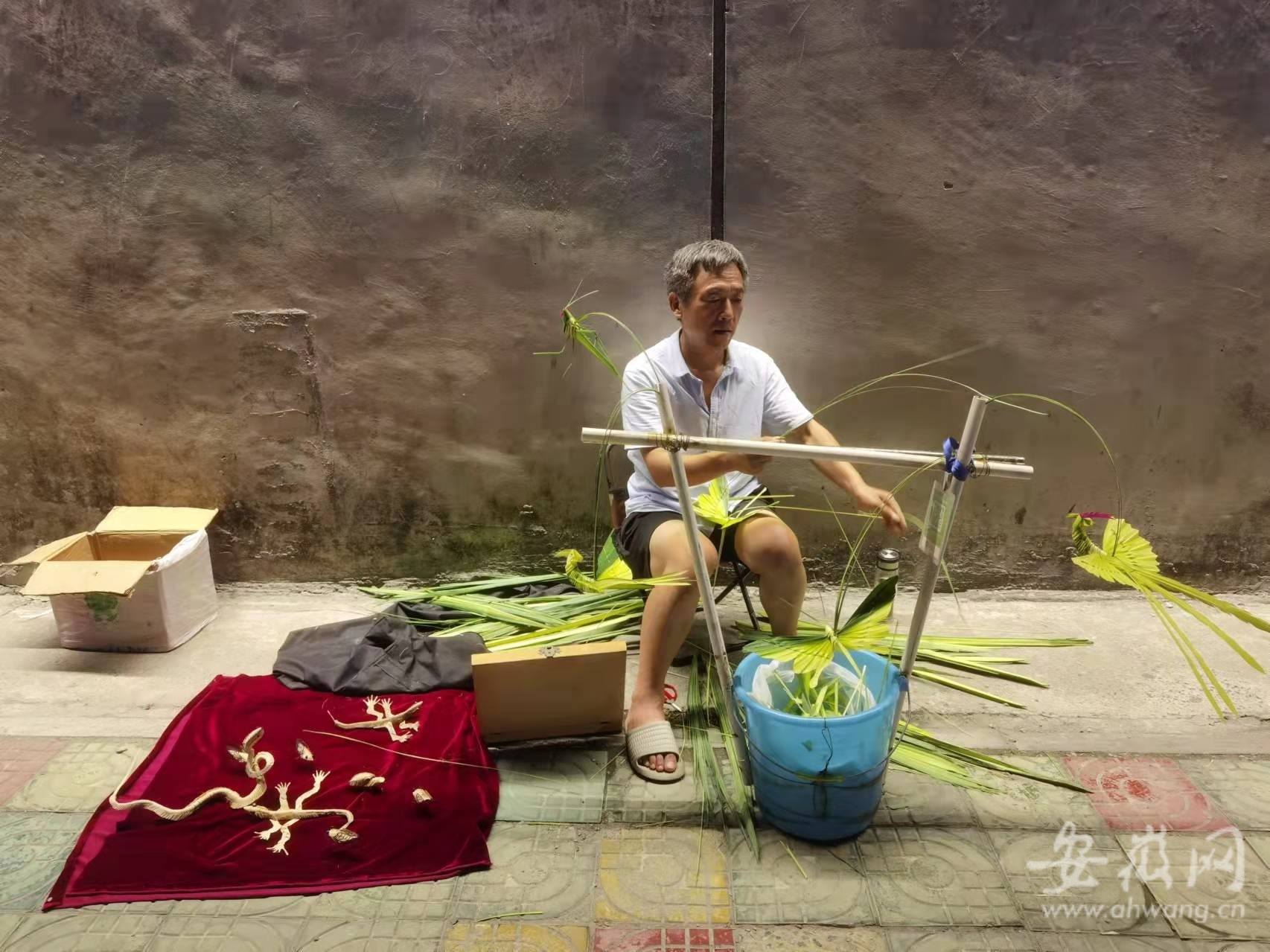 鍚堣偉澶滃競鏃ュ父,瀹夊窘鍚堣偉澶忓澶滃競