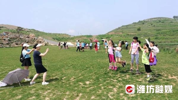 奋进新征程建功新时代·抢占新赛道做好“营地+“