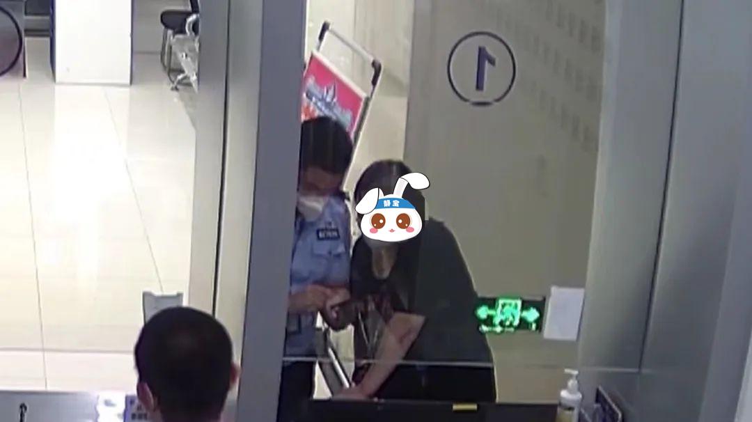 轻信qq好友上海一初中生险被骗,轻信qq好友男子被骗4万元