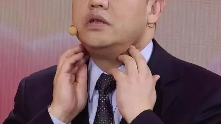 早上睡醒口苦有口臭怎么回事,早上睡醒口苦有痰怎么回事