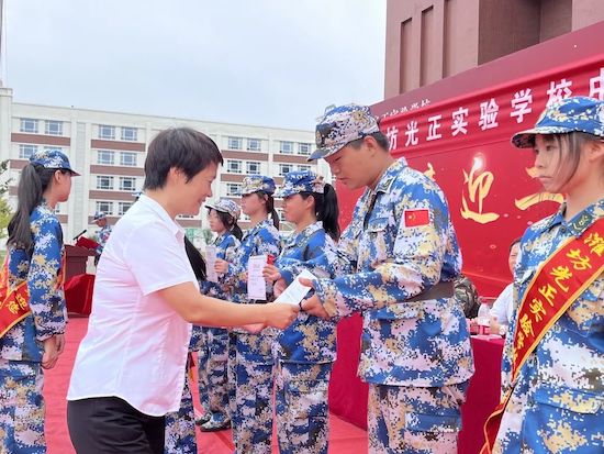 国防教育学习报道,国防教育凝聚起强大的力量