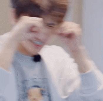 人是越来越红了，精神越来越不“正常”？