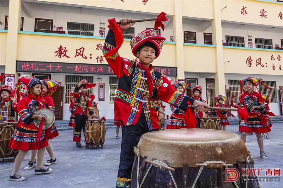 南宁马山县：推进义务教育优质均衡发展
