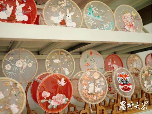 简易绣花灯笼怎么制作,手工绣花灯笼教程图片