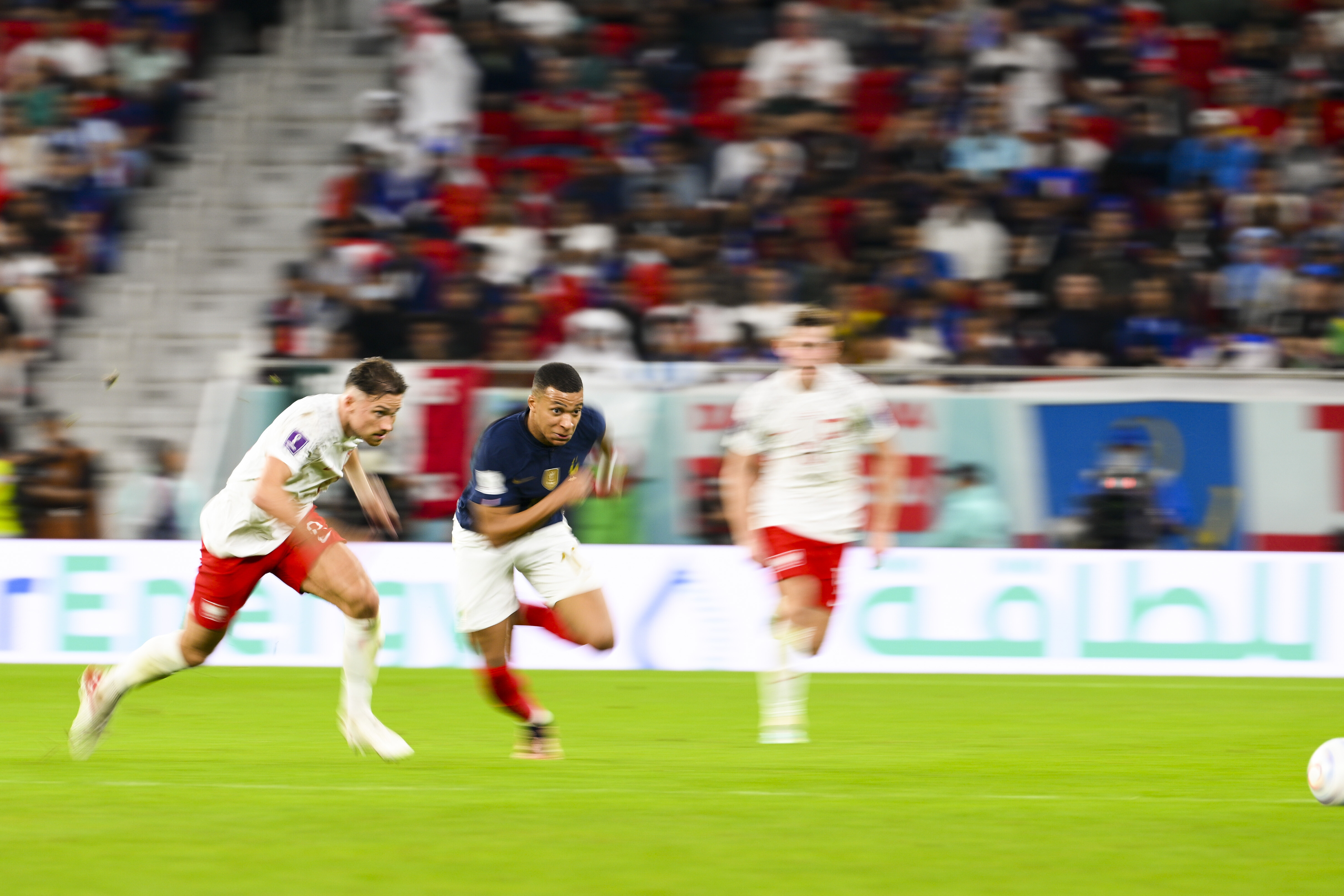 法国队3比1胜波兰法国防守,法国队3:1击败波兰